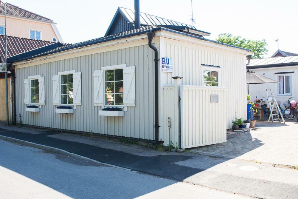 Guest House Tullgatan 24 بورغولم المظهر الخارجي الصورة